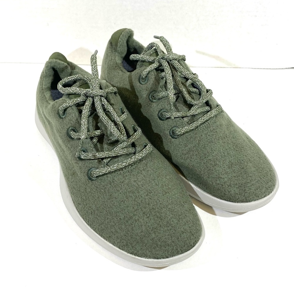 Allbirds Wool Runners Men’s Size 9 in Kotare Moss.
